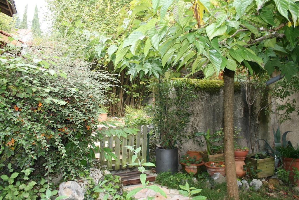 Le Clos Des May ميلا الغرفة الصورة